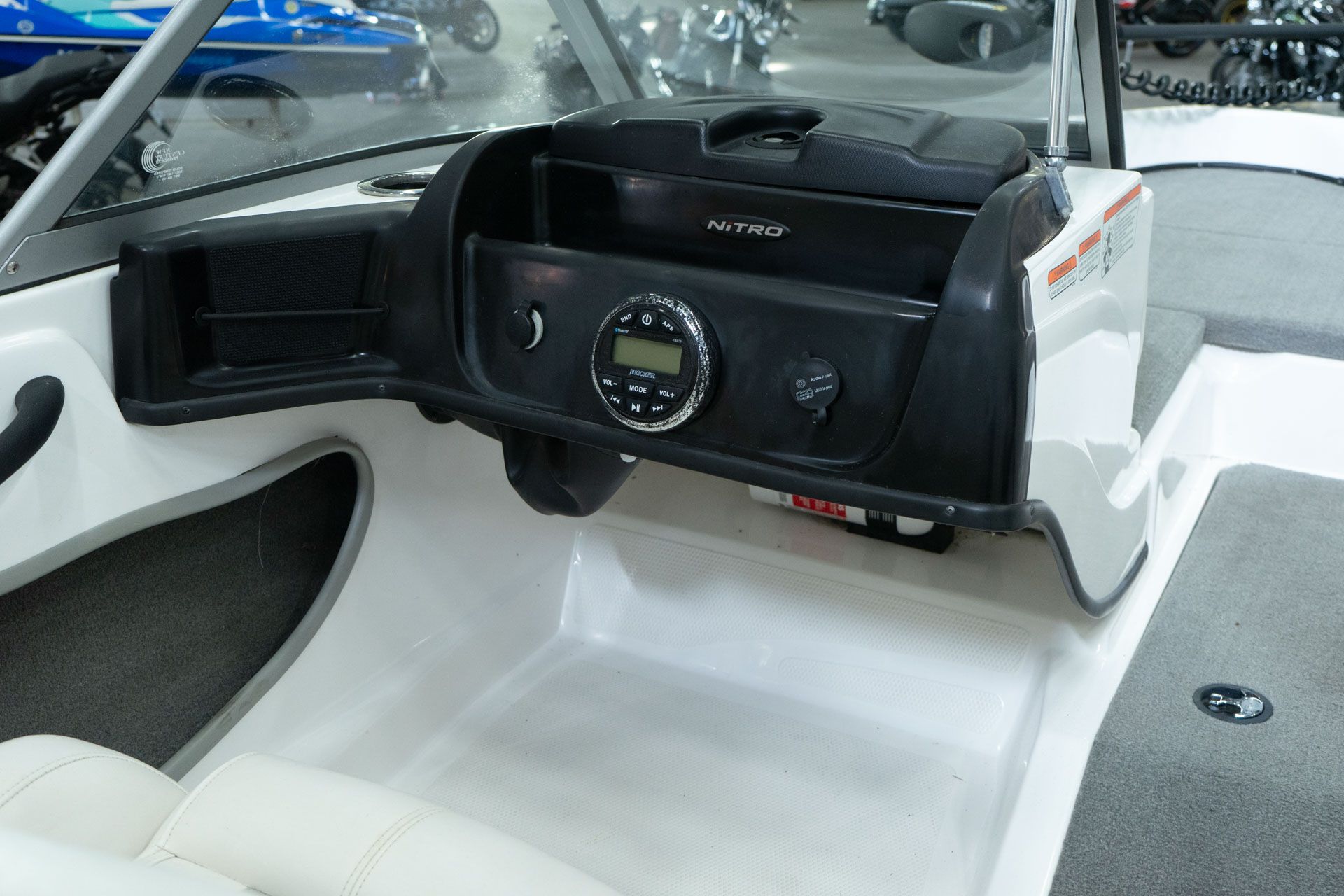 2019 Tracker MARINE Z19 SPORT in Sacramento, California - Photo 11