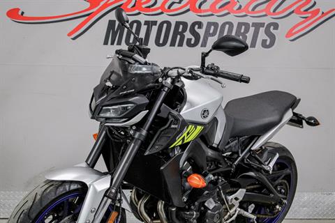 2017 Yamaha FZ-09 in Sacramento, California - Photo 11