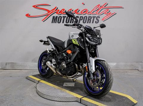 2017 Yamaha FZ-09 in Sacramento, California - Photo 13