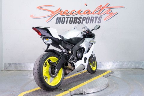 2017 Yamaha YZF-R6 in Sacramento, California - Photo 6