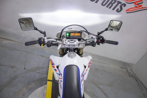 2023 Suzuki DR-Z400SM in Sacramento, California - Photo 18