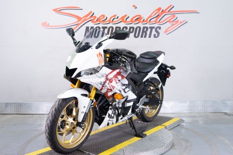 2022 Yamaha YZF-R3 World GP 60th Anniversary Edition in Sacramento, California - Photo 3