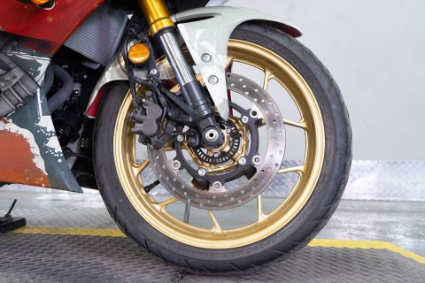 2022 Yamaha YZF-R3 World GP 60th Anniversary Edition in Sacramento, California - Photo 7