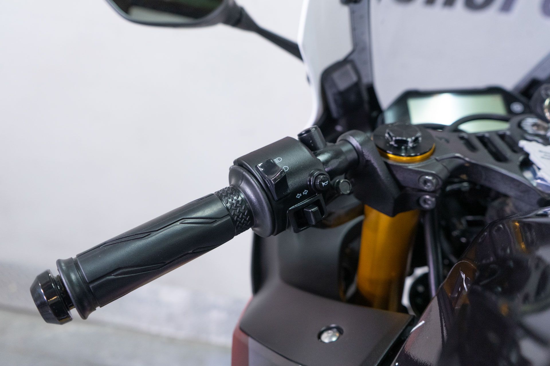 2022 Yamaha YZF-R3 World GP 60th Anniversary Edition in Sacramento, California - Photo 15