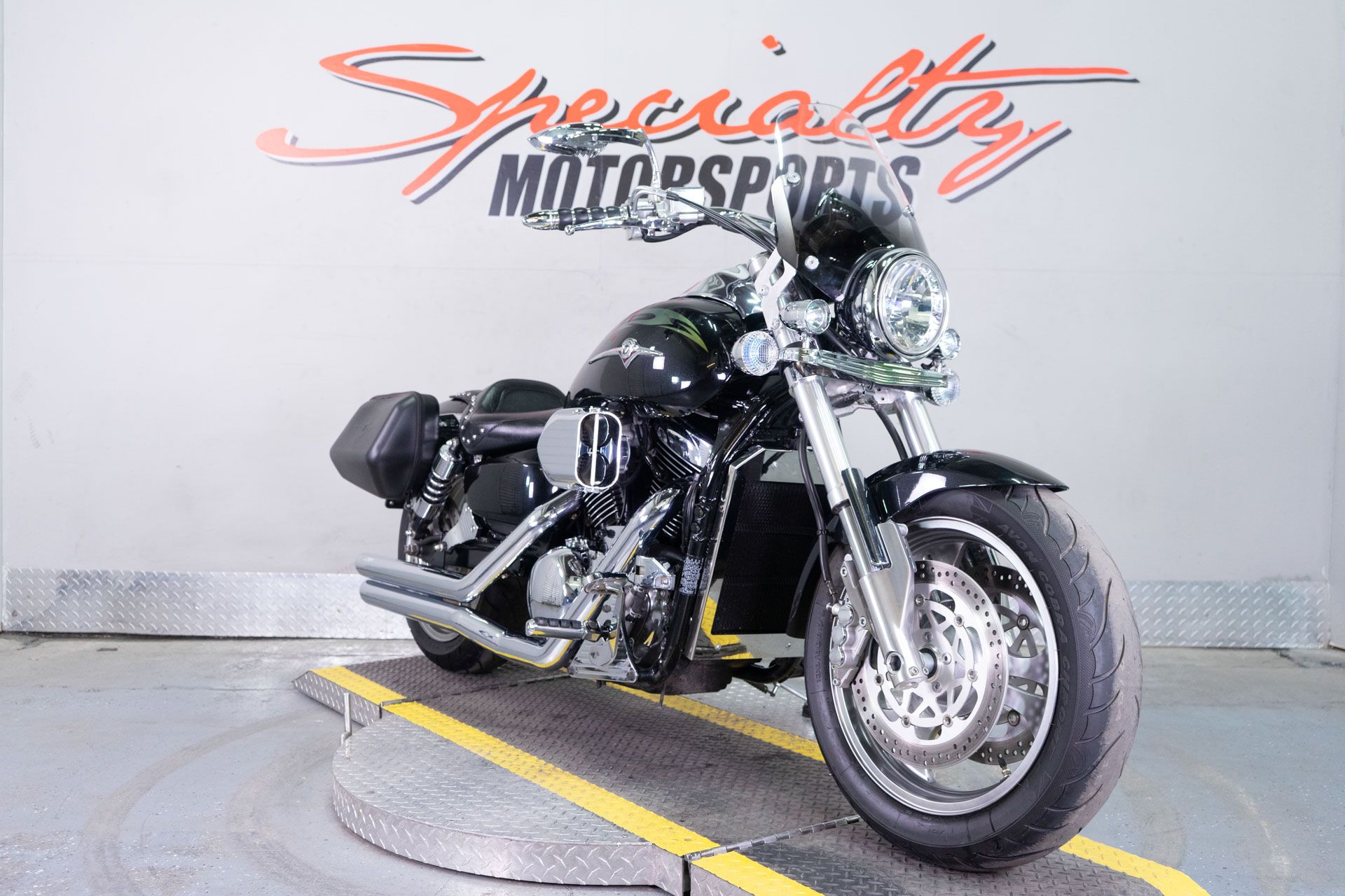 2004 Kawasaki Vulcan® 1600 Mean Streak® in Sacramento, California - Photo 2