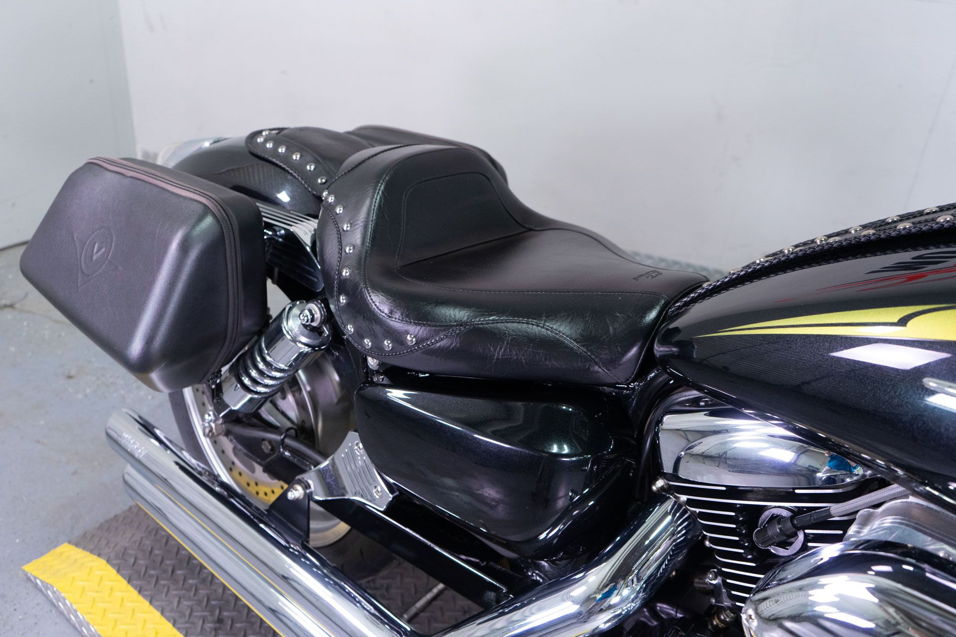 2004 Kawasaki Vulcan® 1600 Mean Streak® in Sacramento, California - Photo 20