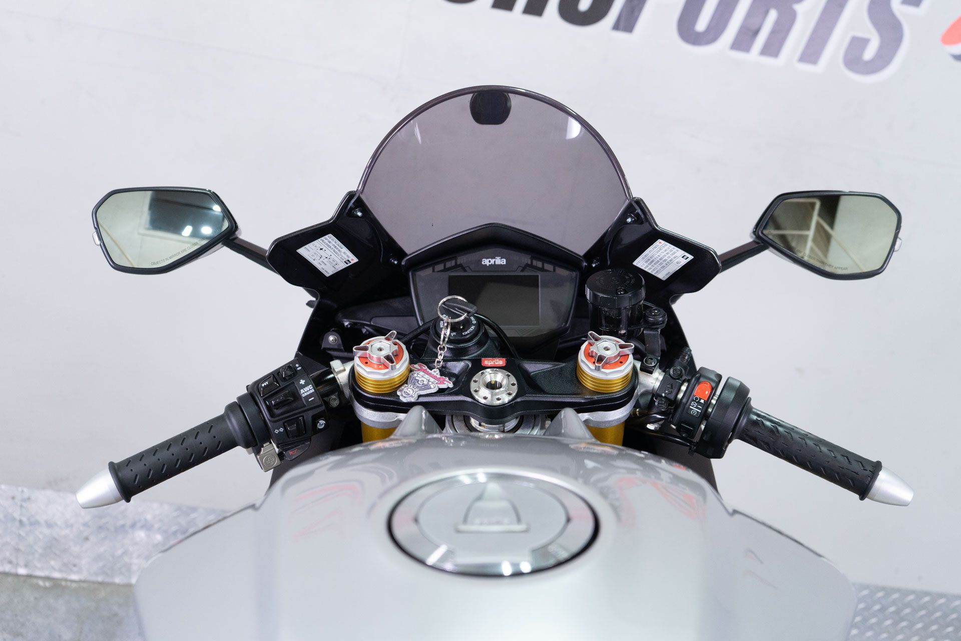 2017 Aprilia RSV4 RR ABS in Sacramento, California - Photo 14