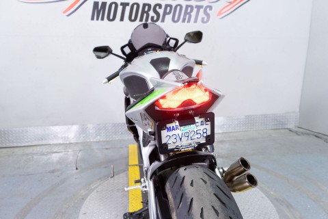 2017 Aprilia RSV4 RR ABS in Sacramento, California - Photo 16