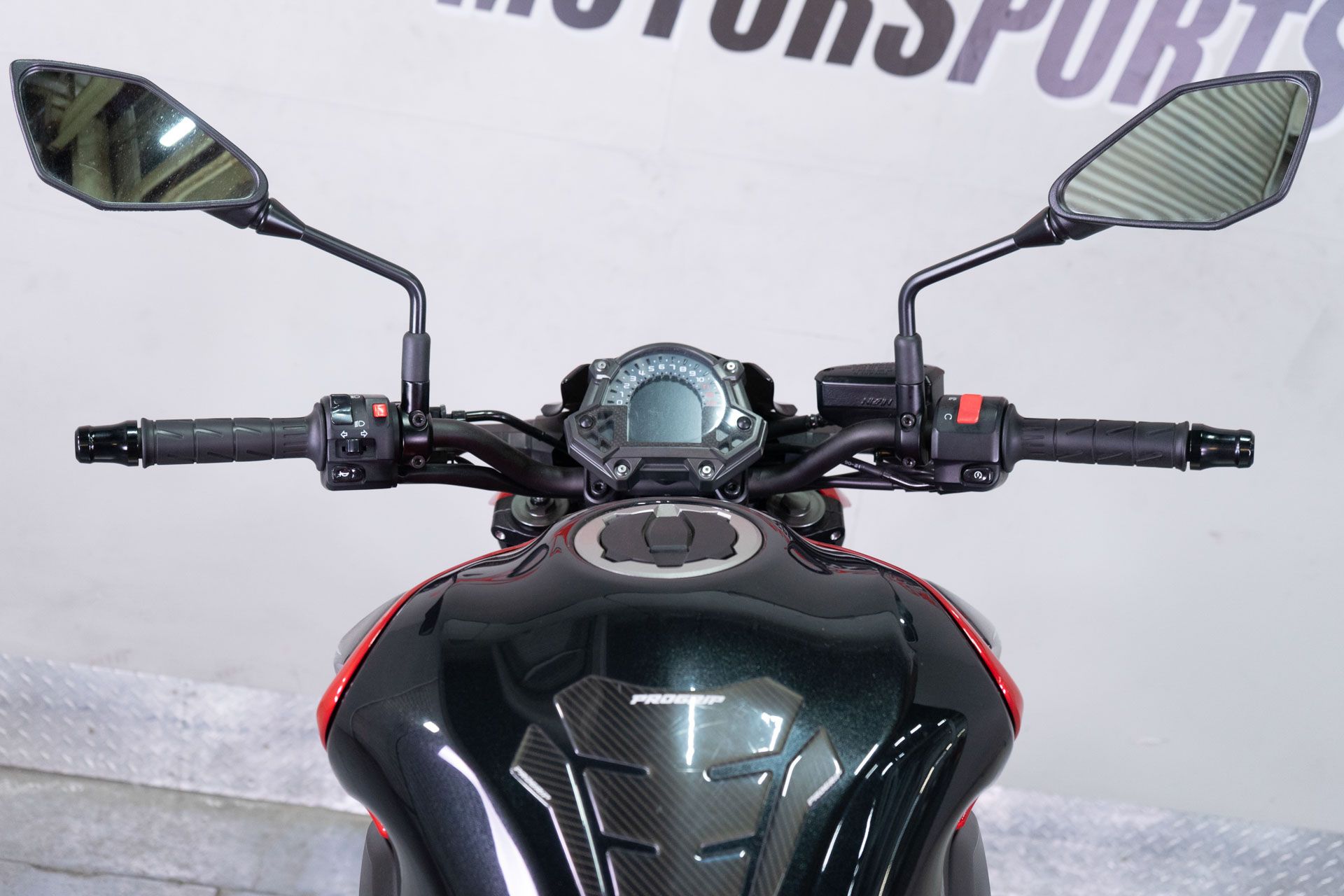 2018 Kawasaki Z900 in Sacramento, California - Photo 15