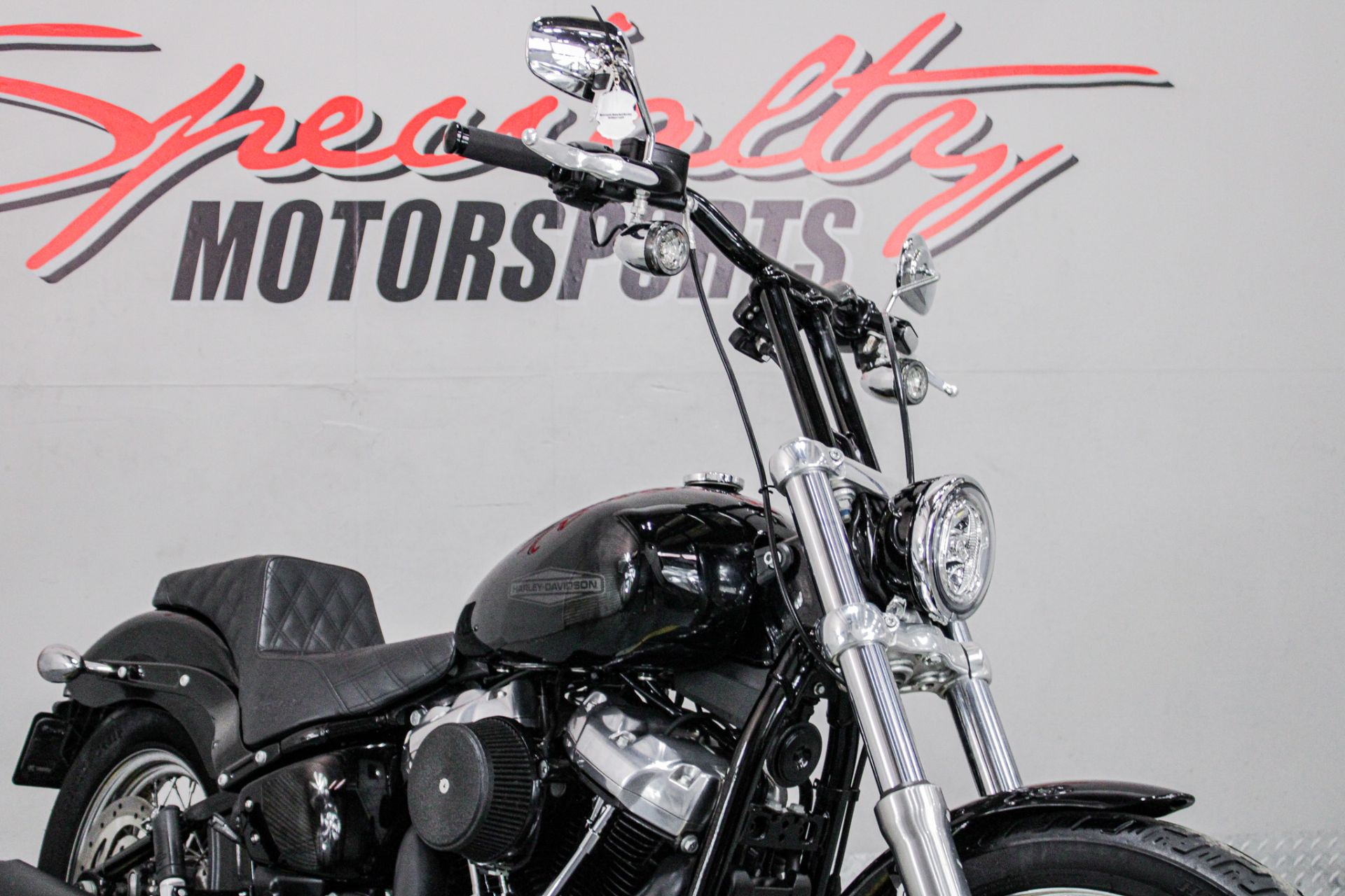 Front Right Zoomed In - Photo 13