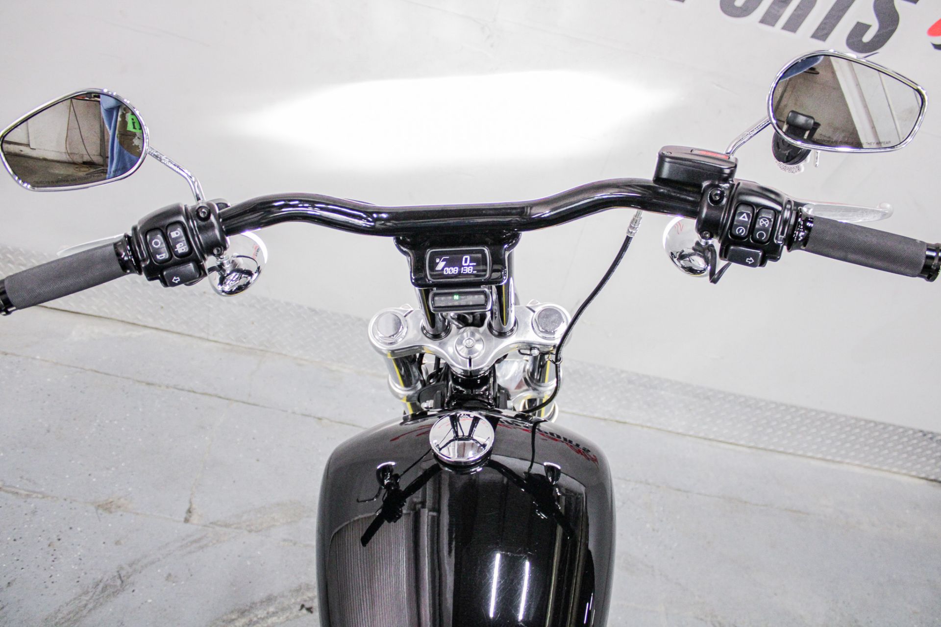 Dashboard - Photo 15