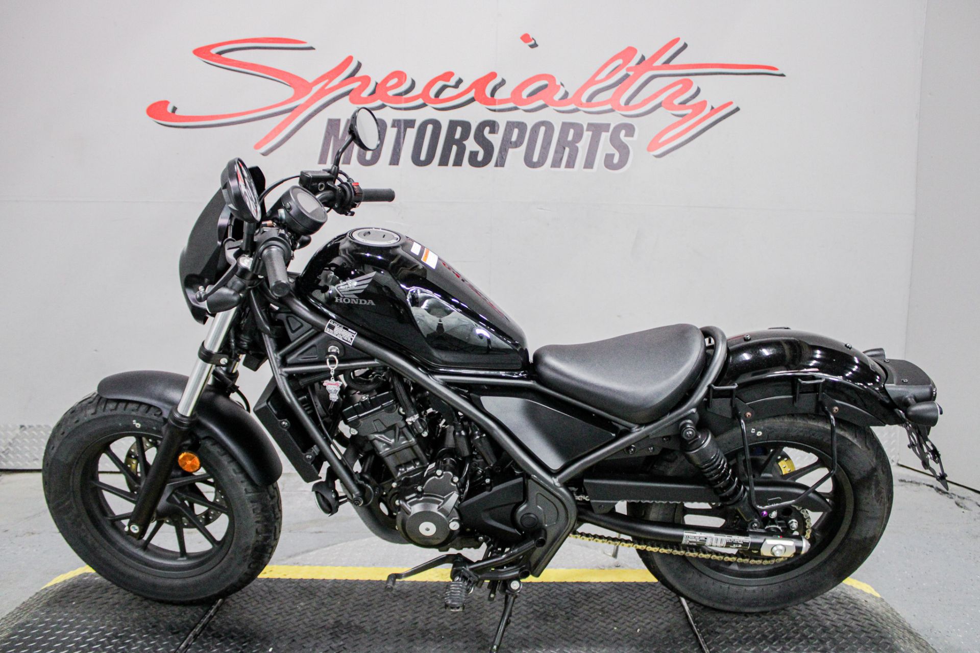 2024 Honda Rebel 300 in Sacramento, California - Photo 8