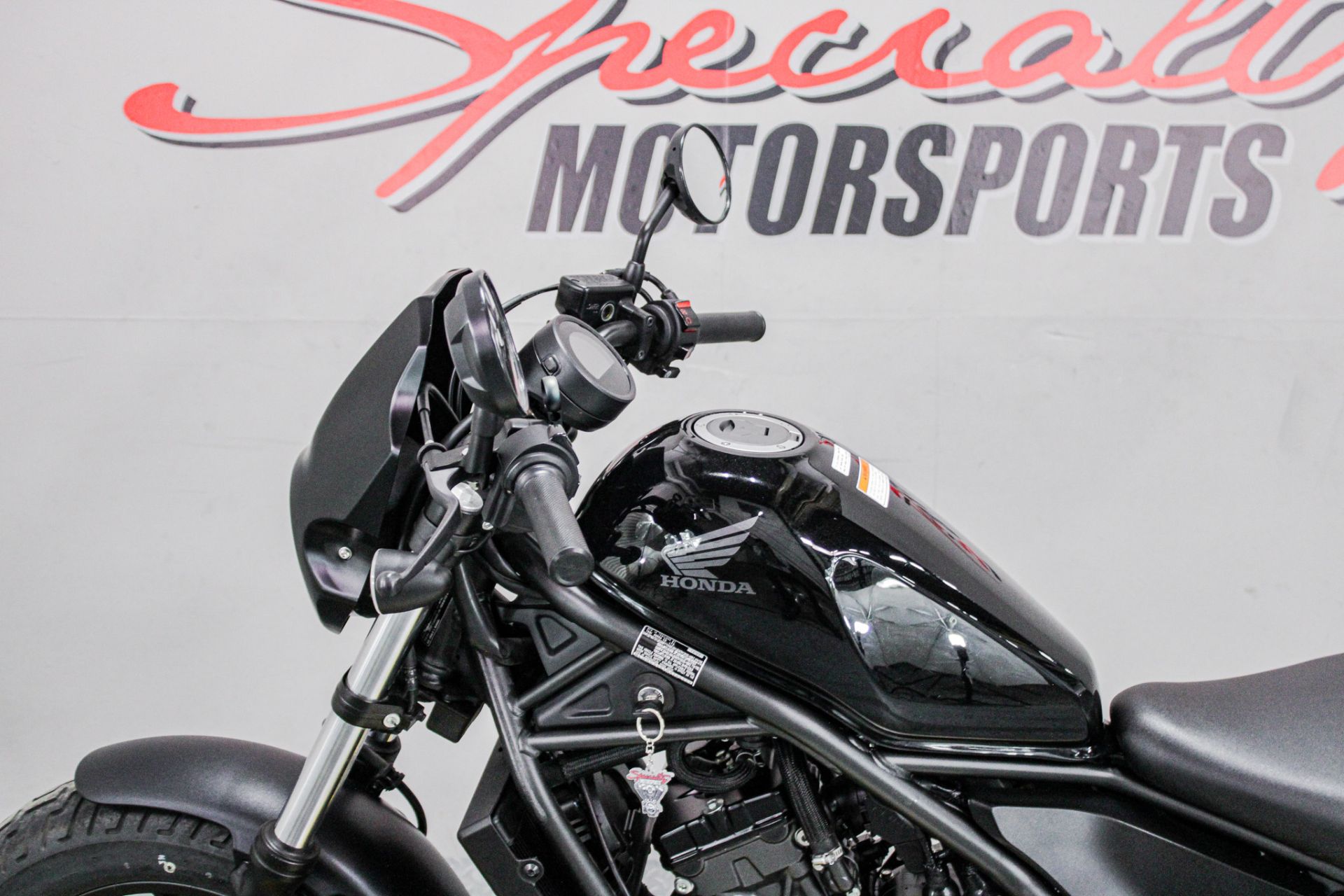 2024 Honda Rebel 300 in Sacramento, California - Photo 9