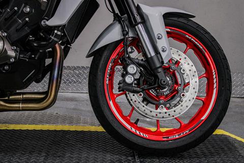 YAM001640 - 2020 - Yamaha Motor Corp., USA - MT-09 Front Tire - Photo 3