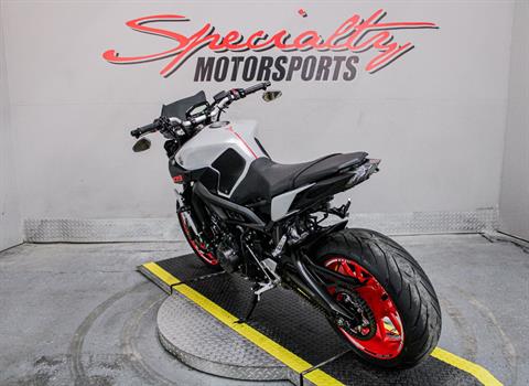 YAM001640 - 2020 - Yamaha Motor Corp., USA - MT-09 Rear Left Side Angle - Photo 7