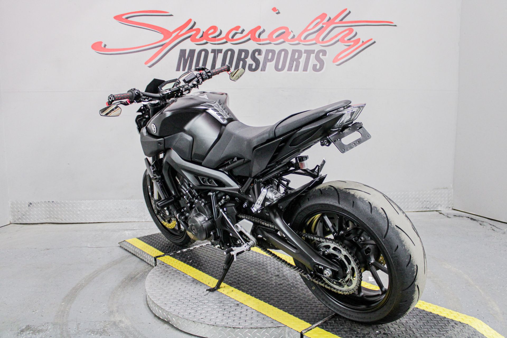 Rear Left Side Angle - Photo 7