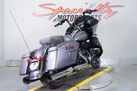 2016 Harley-Davidson Road Glide® in Sacramento, California - Photo 6