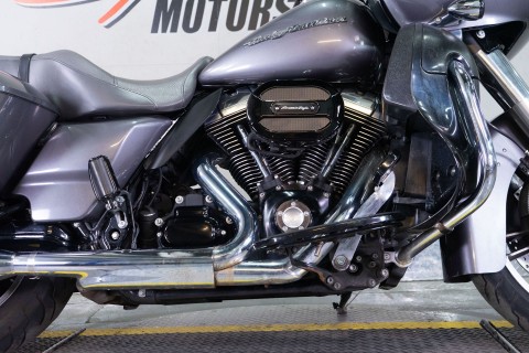 2016 Harley-Davidson Road Glide® in Sacramento, California - Photo 9