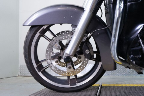 2016 Harley-Davidson Road Glide® in Sacramento, California - Photo 12