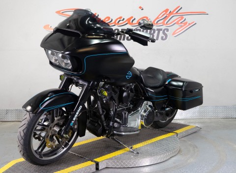 2015 Harley-Davidson Road Glide® Special in Sacramento, California - Photo 3