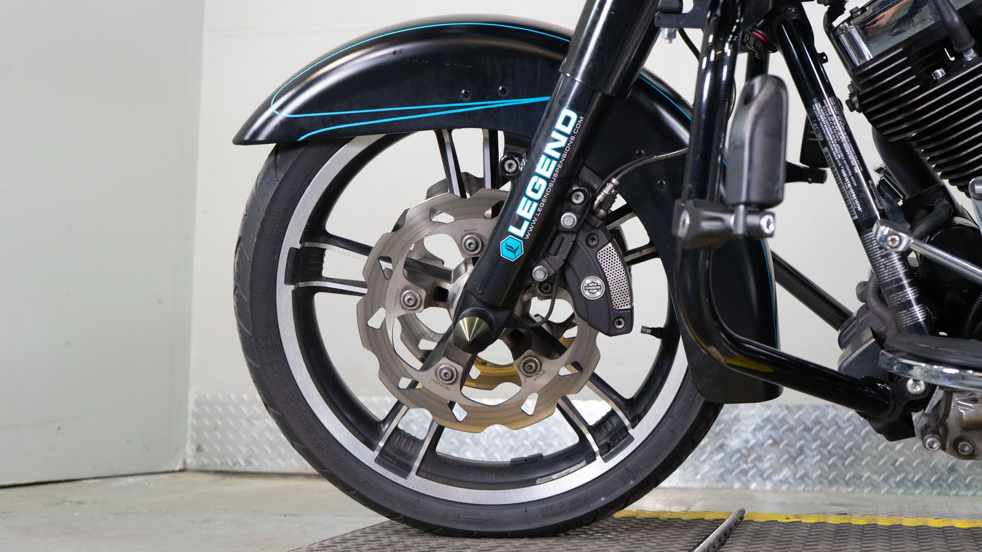 2015 Harley-Davidson Road Glide® Special in Sacramento, California - Photo 15