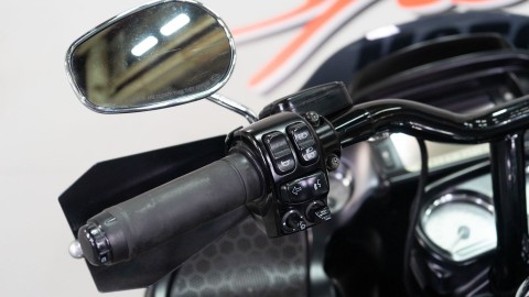 2015 Harley-Davidson Road Glide® Special in Sacramento, California - Photo 16