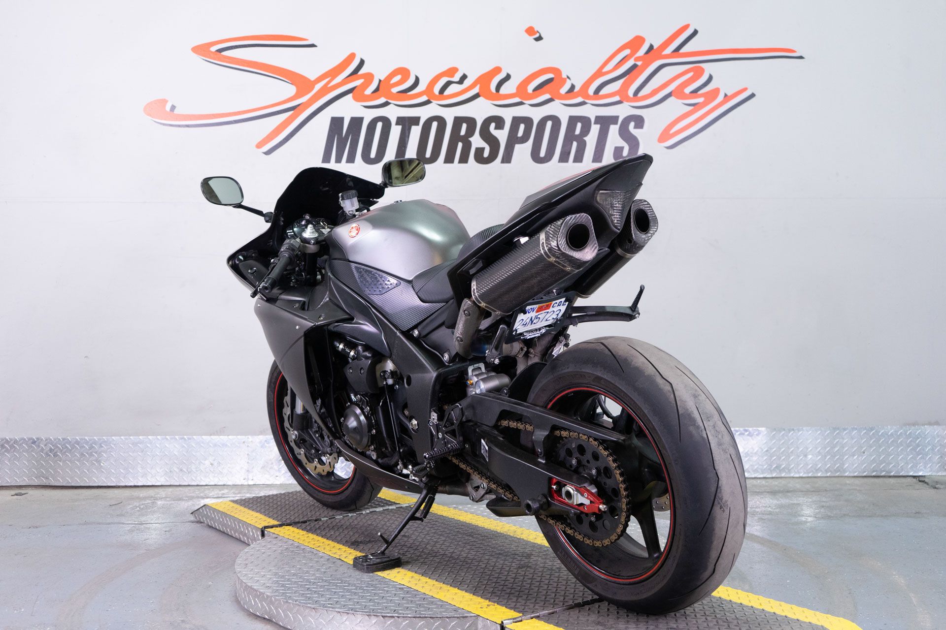 2013 Yamaha YZF-R1 in Sacramento, California - Photo 5