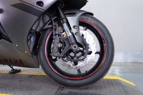 2013 Yamaha YZF-R1 in Sacramento, California - Photo 7