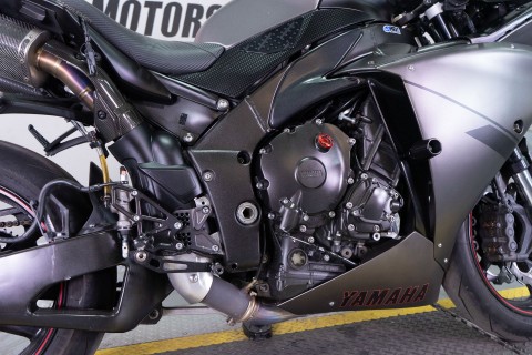 2013 Yamaha YZF-R1 in Sacramento, California - Photo 9