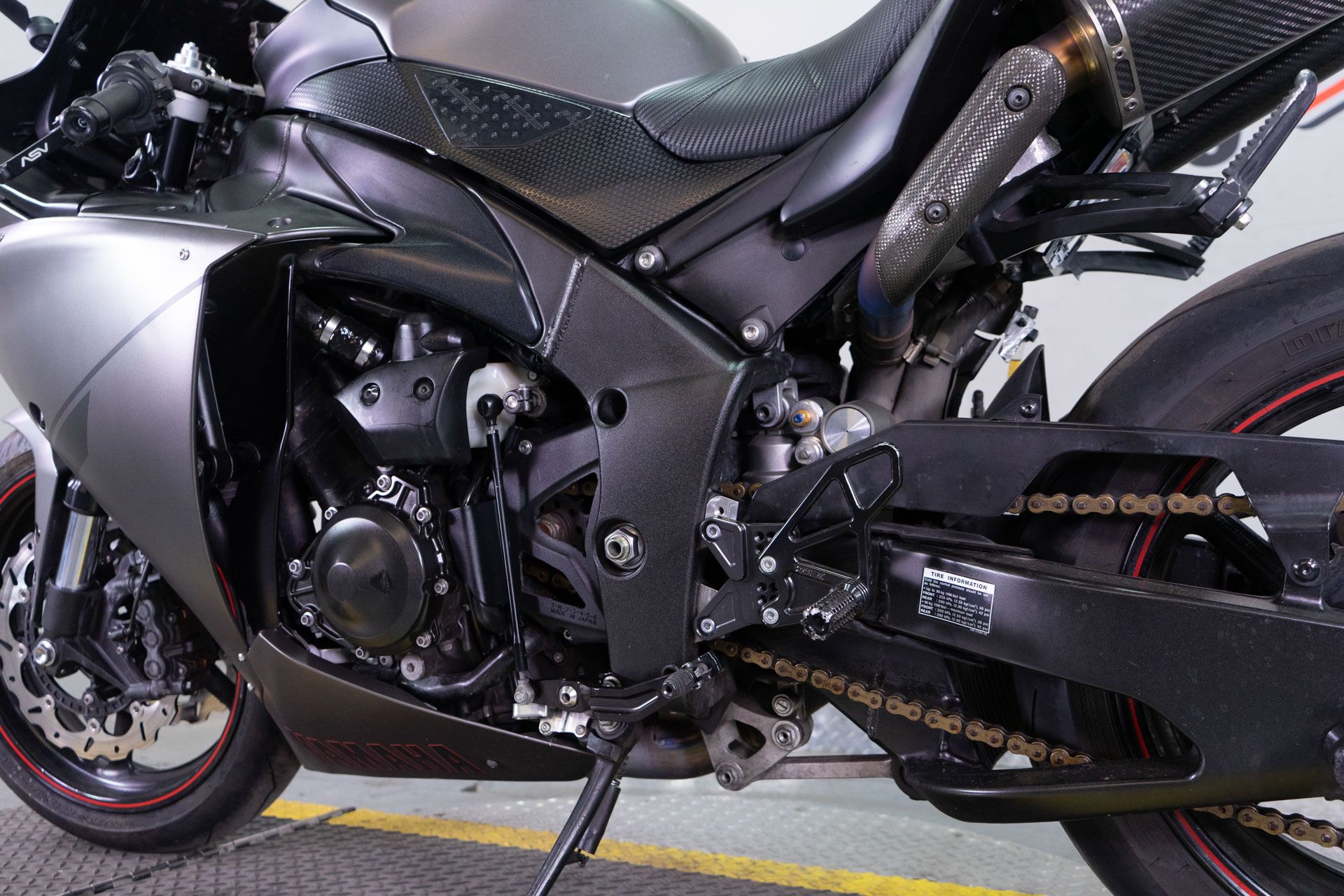 2013 Yamaha YZF-R1 in Sacramento, California - Photo 14