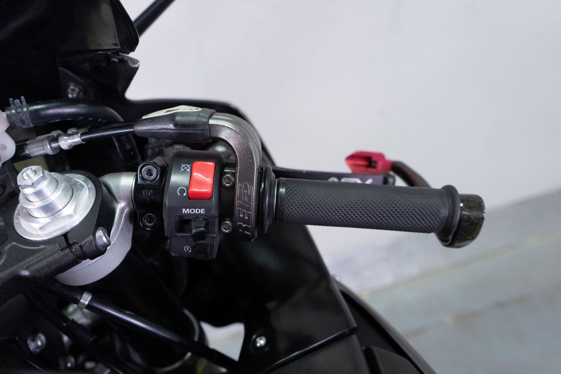 2013 Yamaha YZF-R1 in Sacramento, California - Photo 17