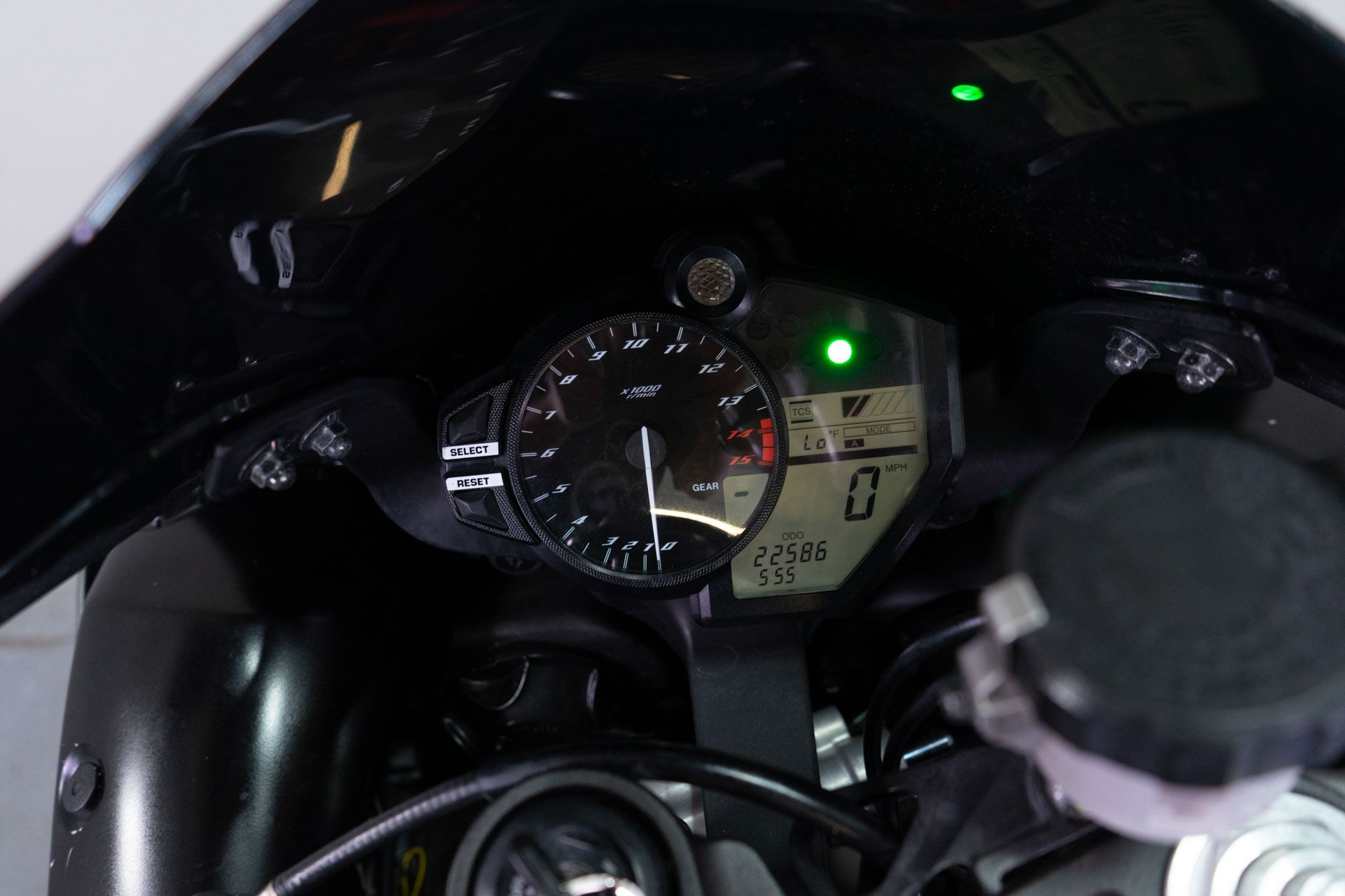 2013 Yamaha YZF-R1 in Sacramento, California - Photo 19