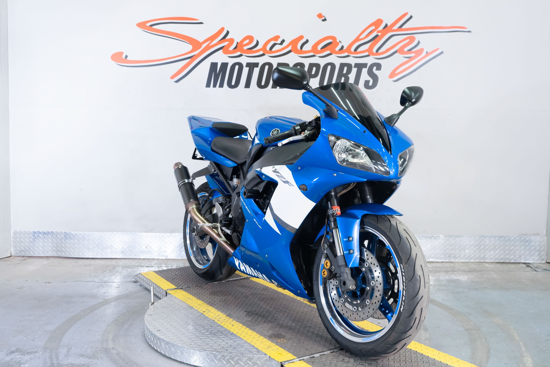 2002 Yamaha YZF-R1 2