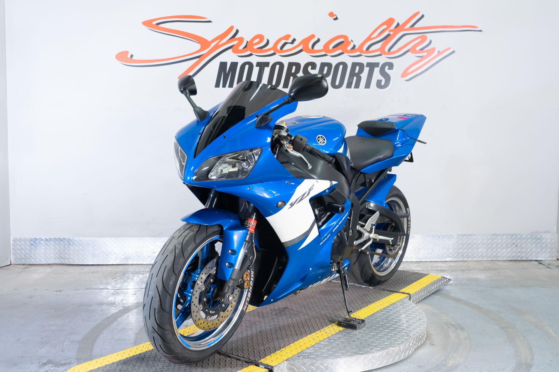 2002 Yamaha YZF-R1 3