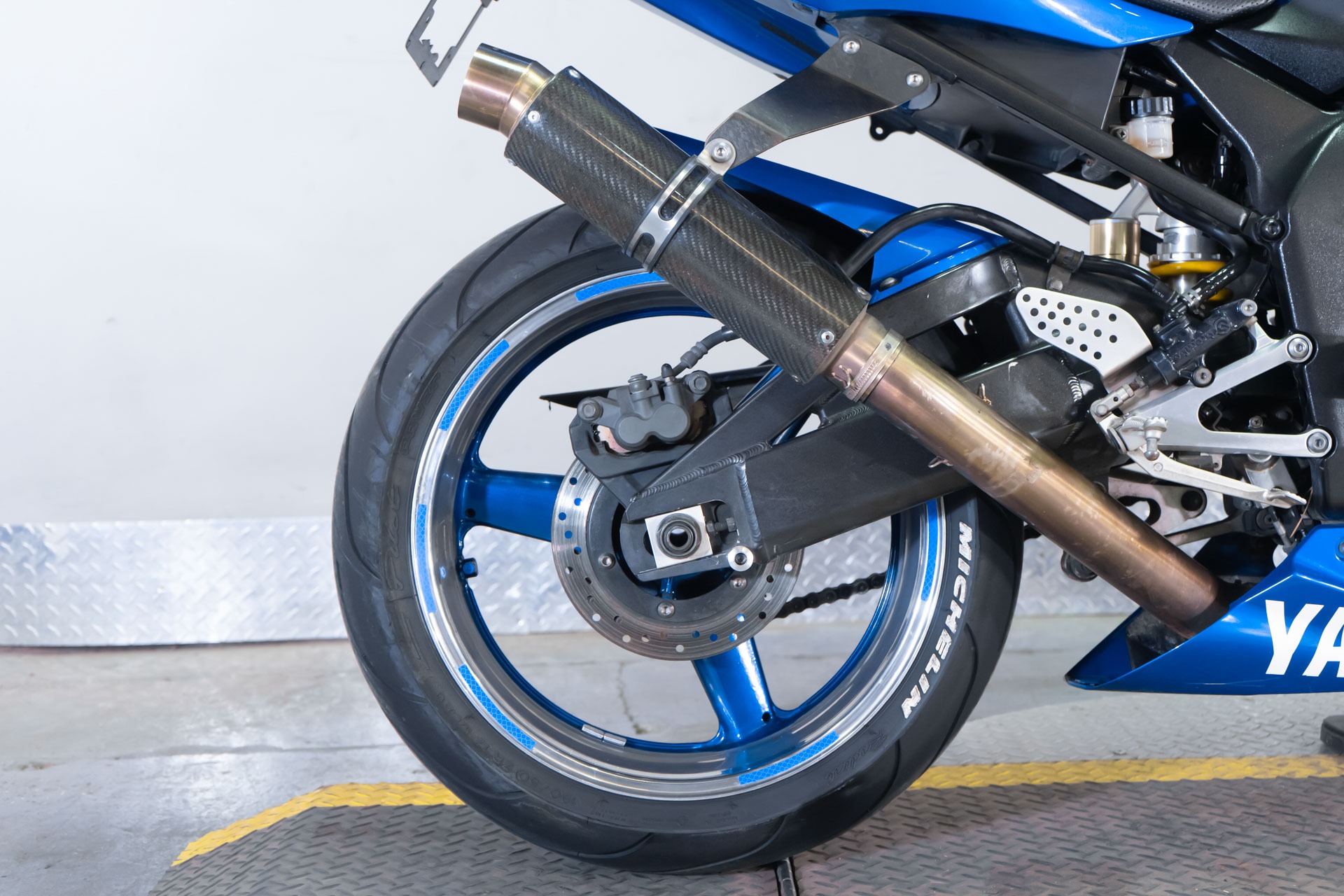 2002 Yamaha YZF-R1 7