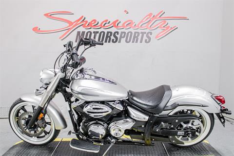 YAM015381 - 2012 - Yamaha Motor Corp., USA - V Star 950 Left Side - Photo 8