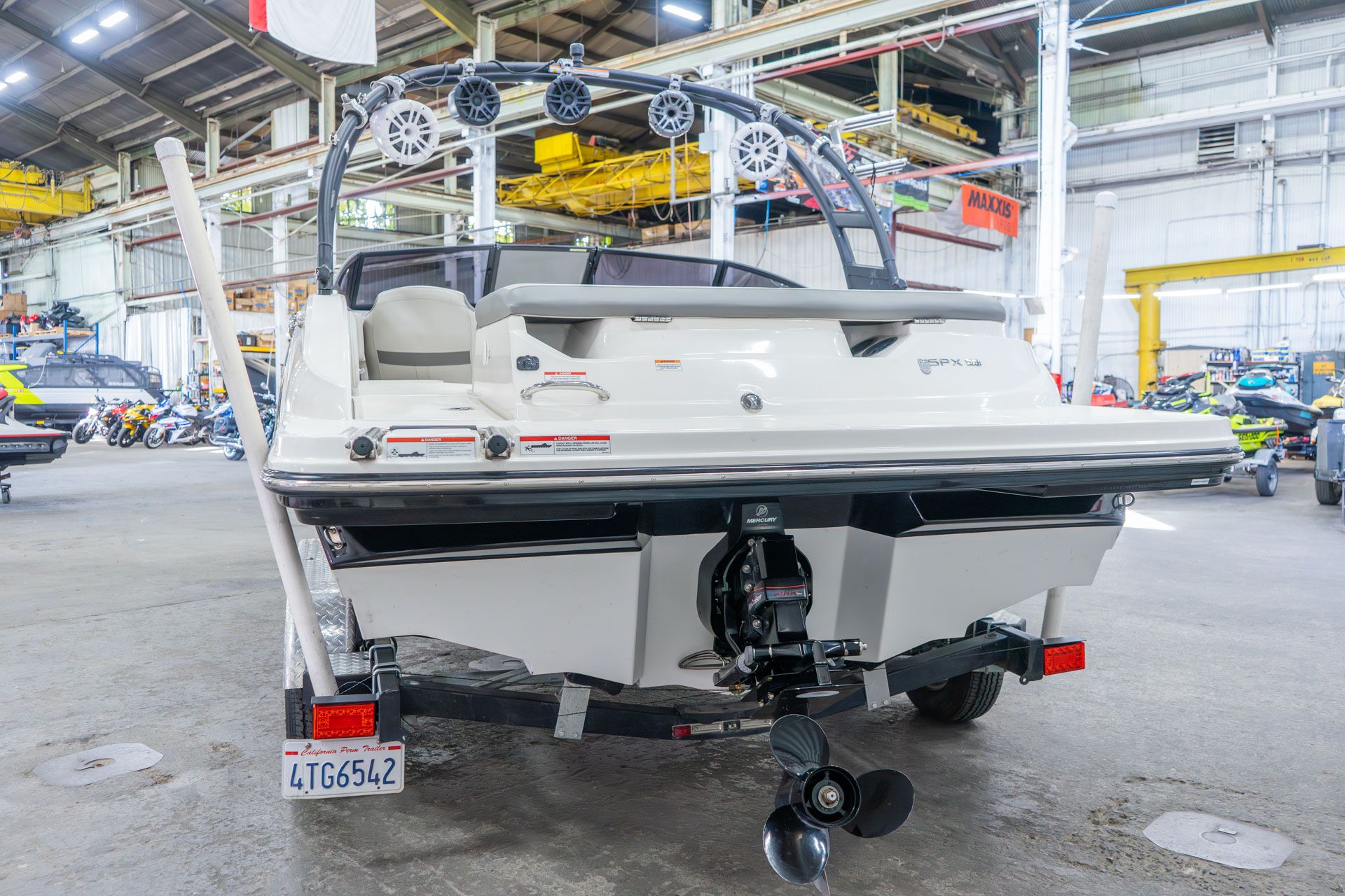 2020 SEA RAY BOATS SPX 190 in Sacramento, California - Photo 3