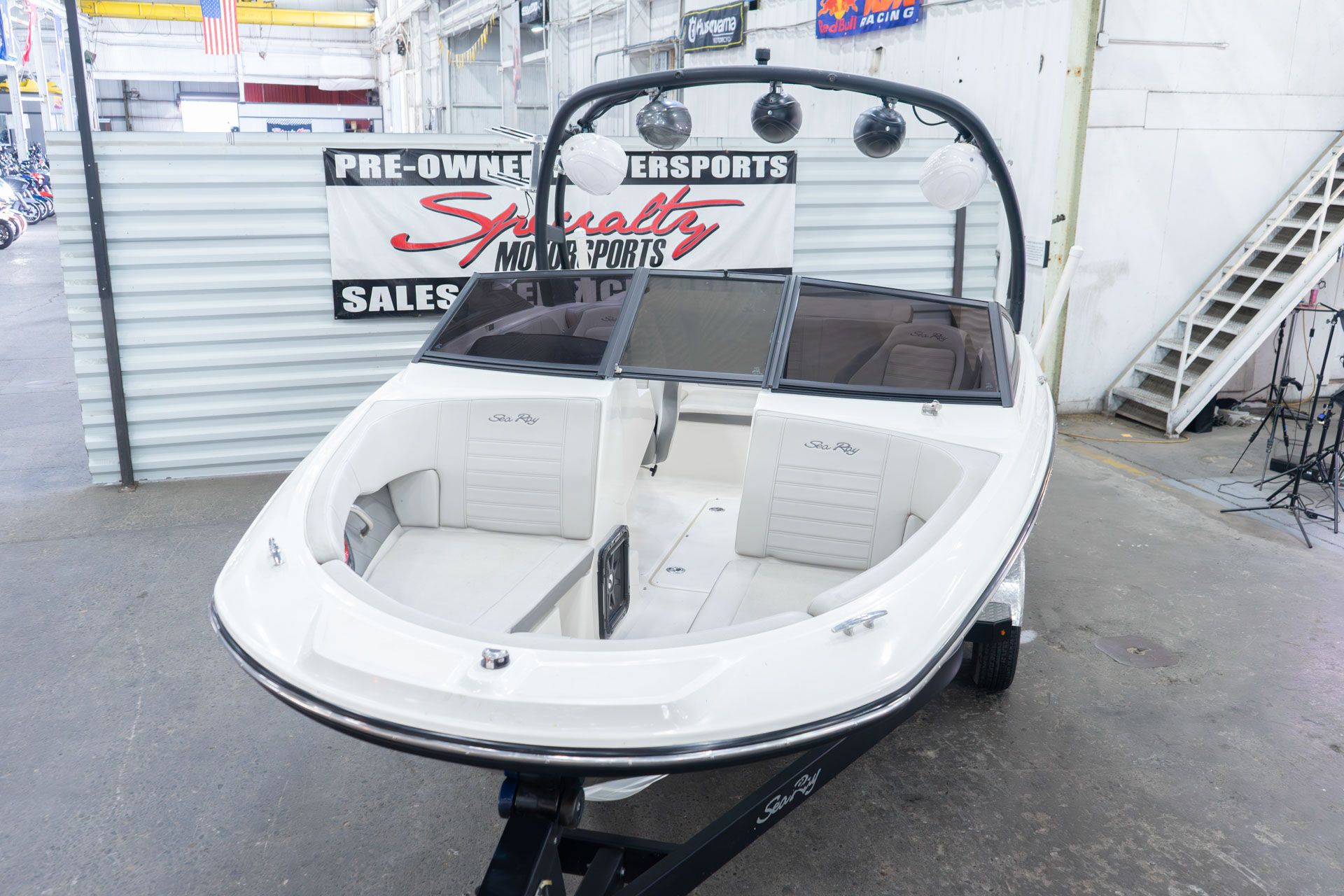2020 SEA RAY BOATS SPX 190 in Sacramento, California - Photo 6