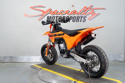 2025 KTM 450 SMR in Sacramento, California - Photo 5