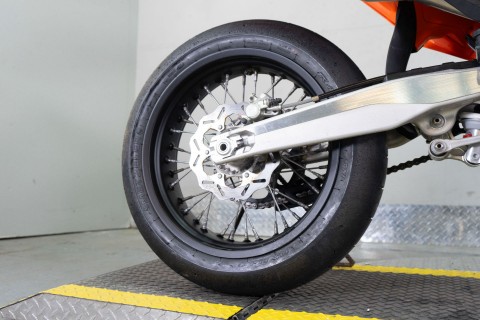 2025 KTM 450 SMR in Sacramento, California - Photo 10