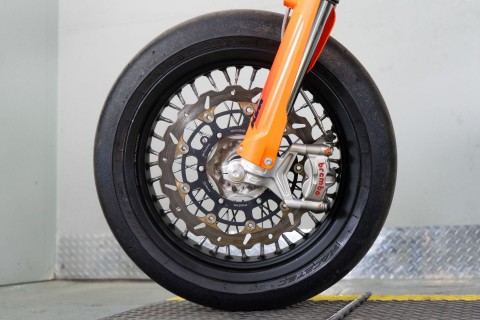 2025 KTM 450 SMR in Sacramento, California - Photo 13