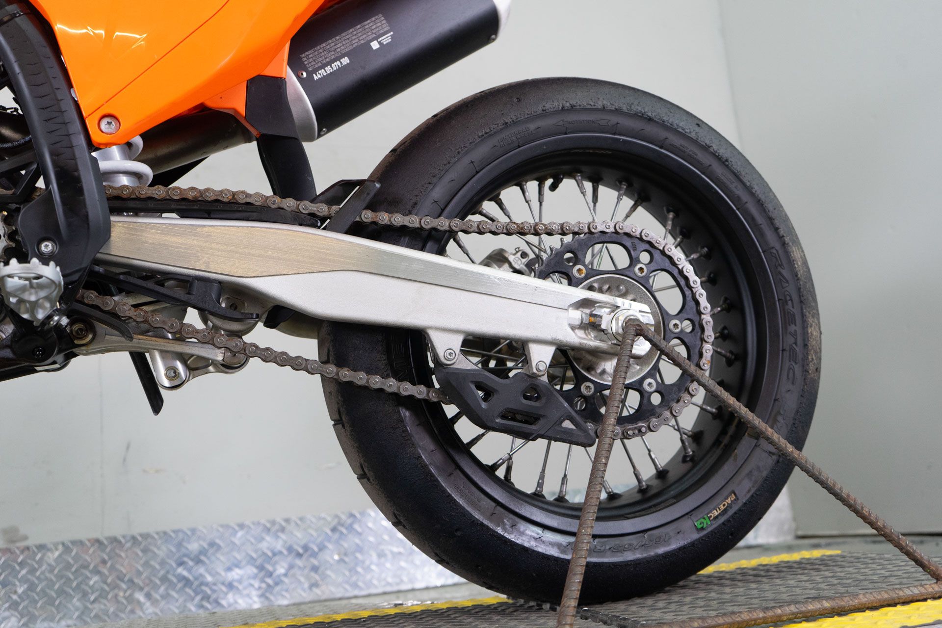 2025 KTM 450 SMR in Sacramento, California - Photo 14