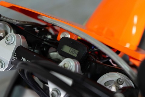 2025 KTM 450 SMR in Sacramento, California - Photo 19