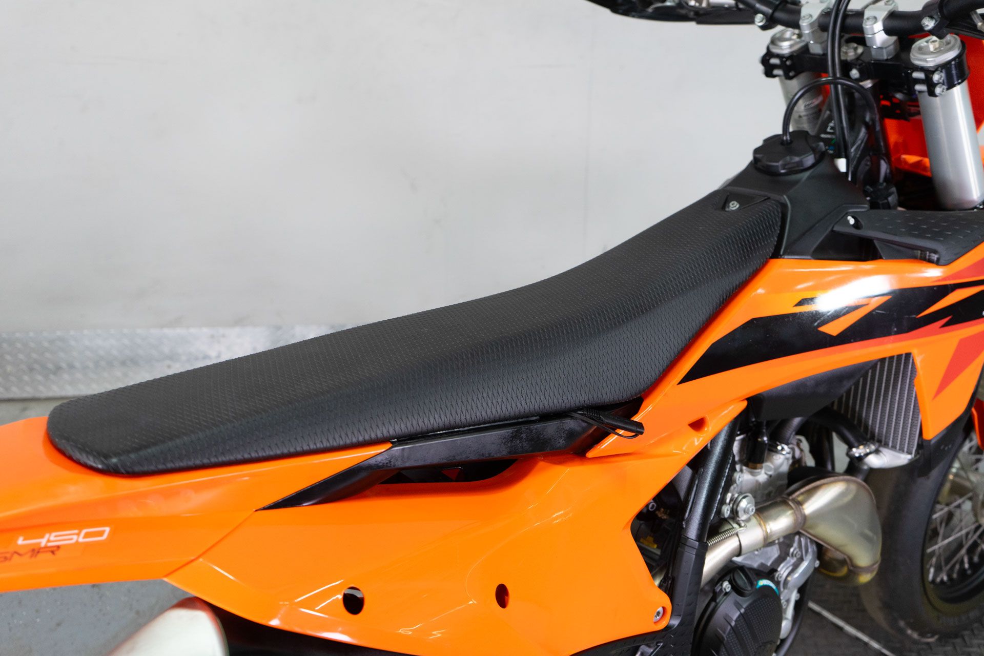 2025 KTM 450 SMR in Sacramento, California - Photo 20