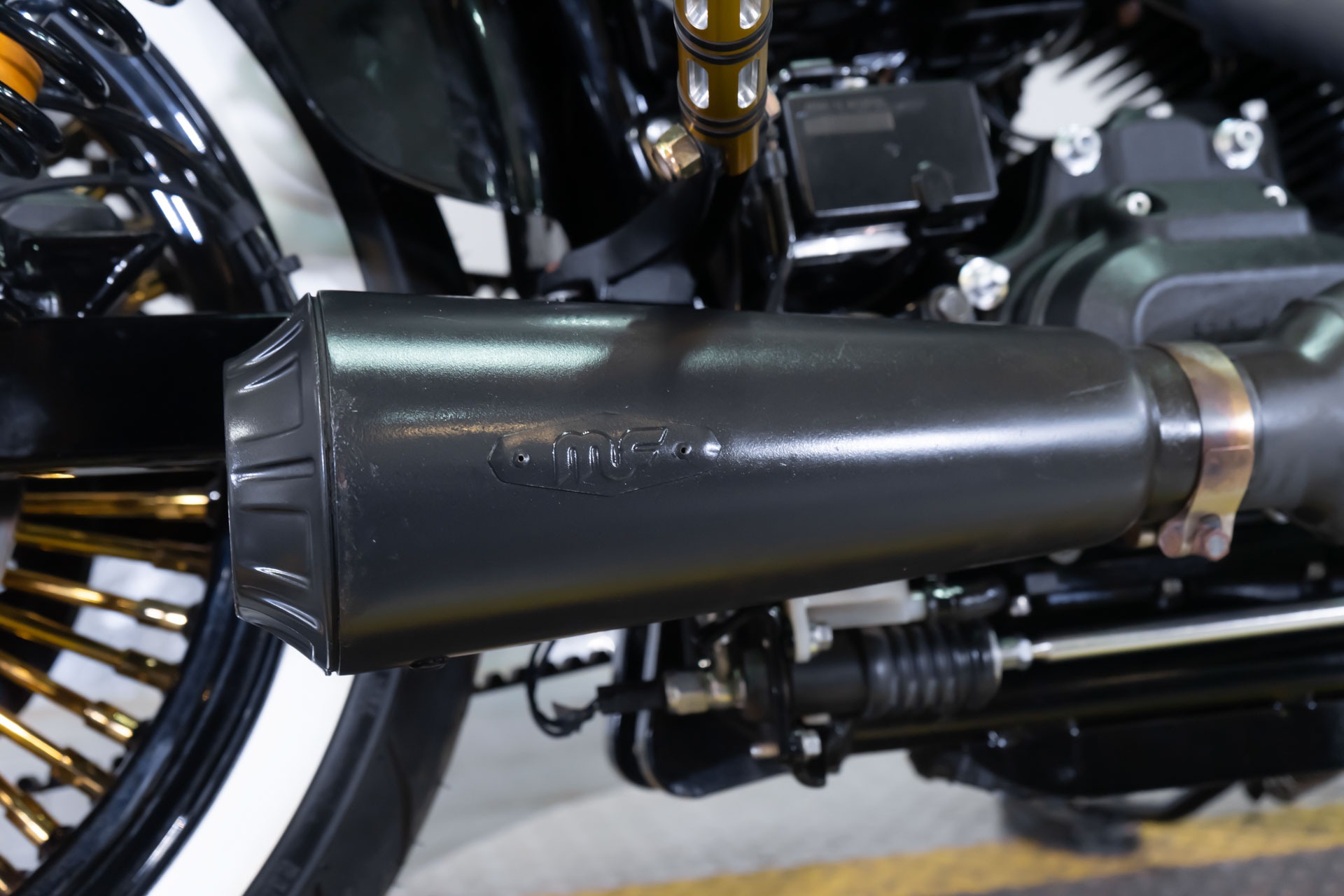 2016 Harley-Davidson Low Rider® S 9