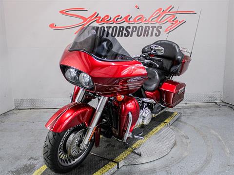 HAR651892 - 2013 - Harley-Davidson - Road Glide® Ultra Front Left Side View - Photo 10