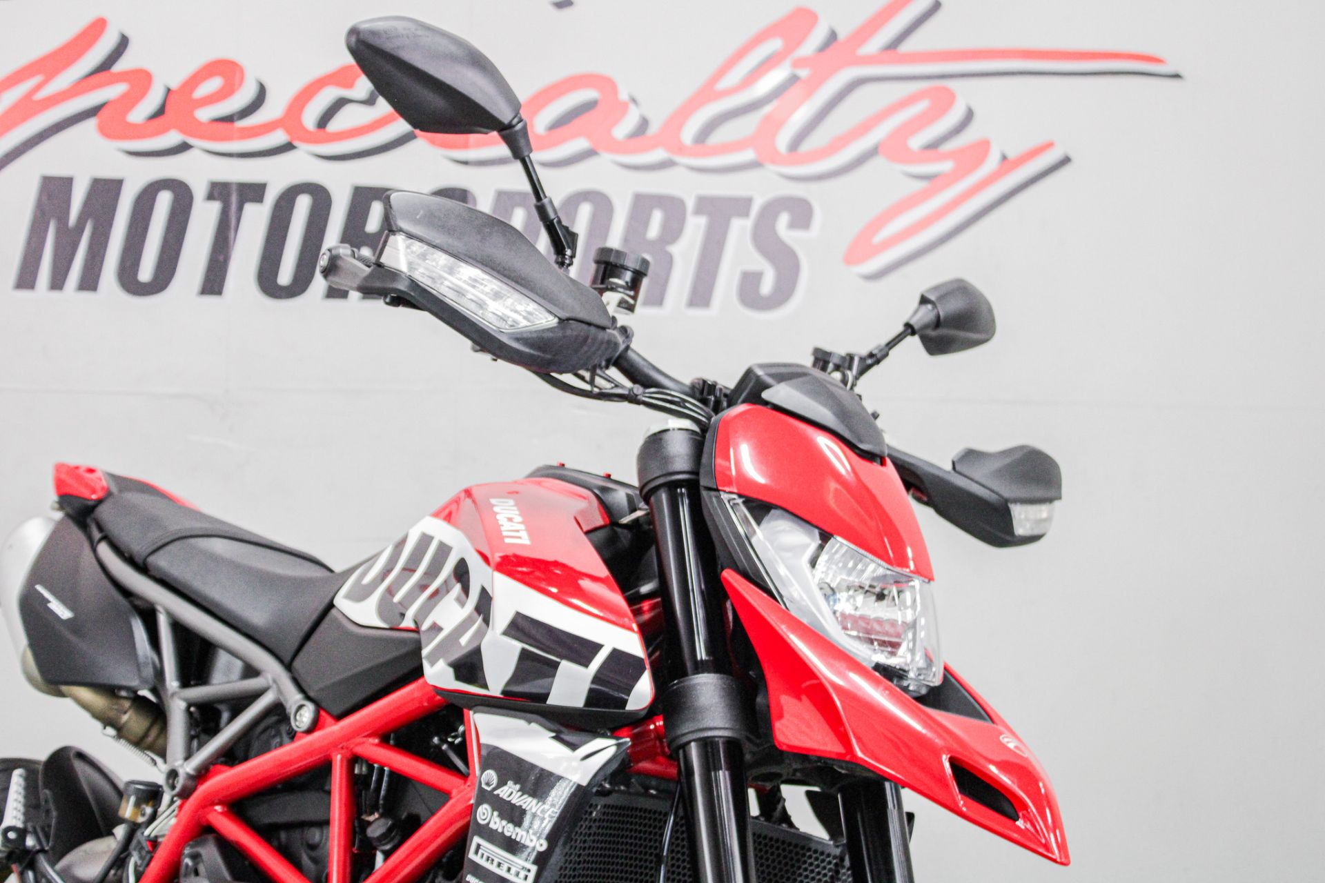 Front Right Zoomed In - Photo 14