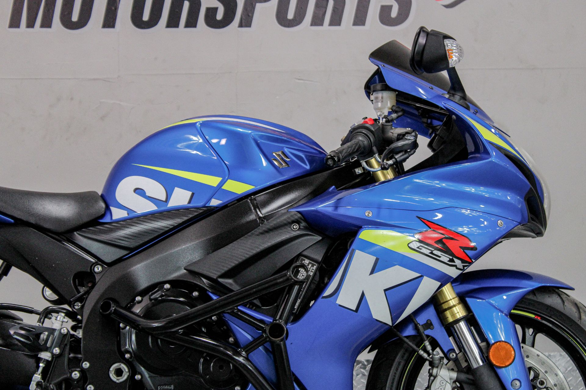 2015 Suzuki GSX-R750 in Sacramento, California - Photo 2