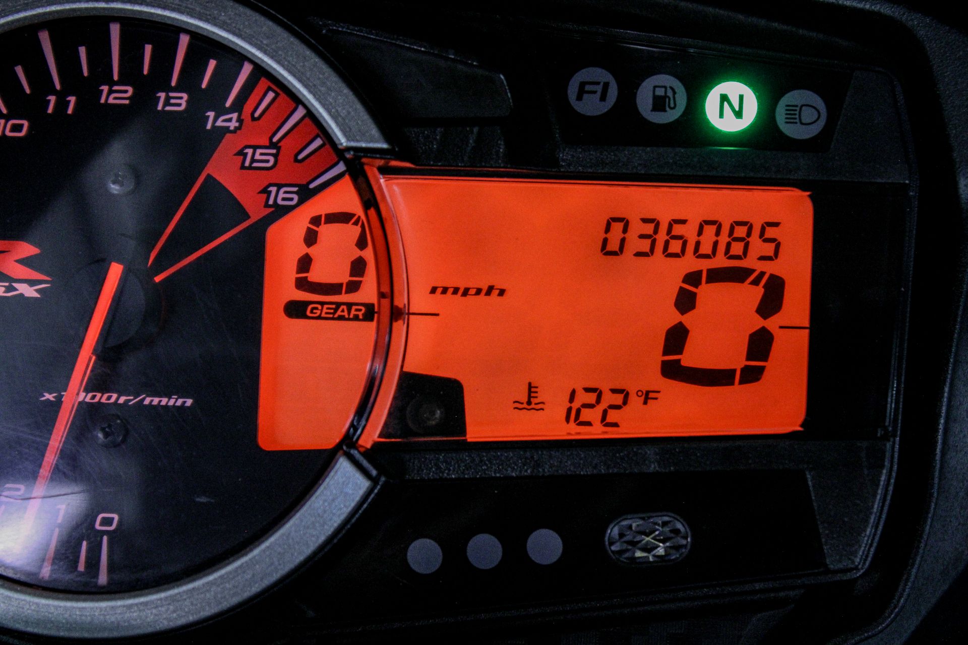 2015 Suzuki GSX-R750 in Sacramento, California - Photo 19