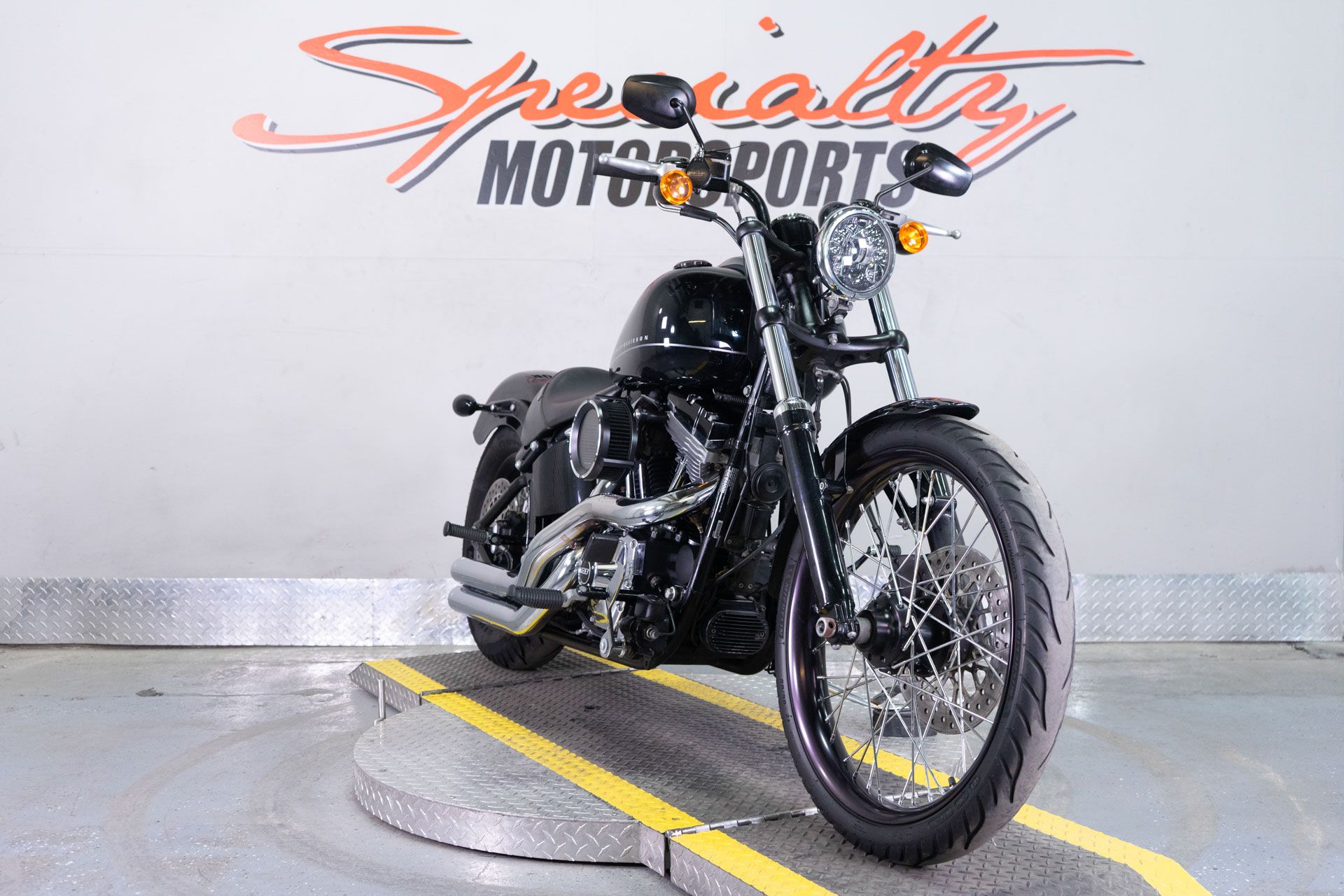 2012 Harley-Davidson Softail® Blackline® in Sacramento, California - Photo 2